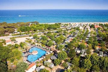 Camping pour 4 personnes, avec piscine et terrasse, animaux acceptés à Blanes