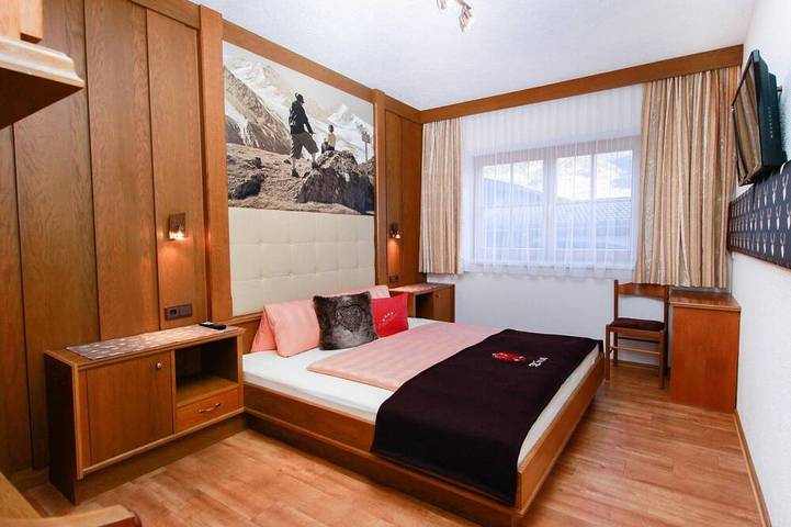 Ferienhaus für 8 Personen, mit Sauna und Pool sowie Garten im Ötztal - 2