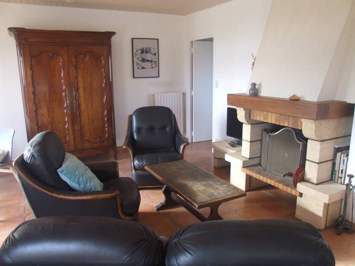 Gîte pour 14 personnes, avec balcon et jardin dans Plage de Pont-Mahé - 2