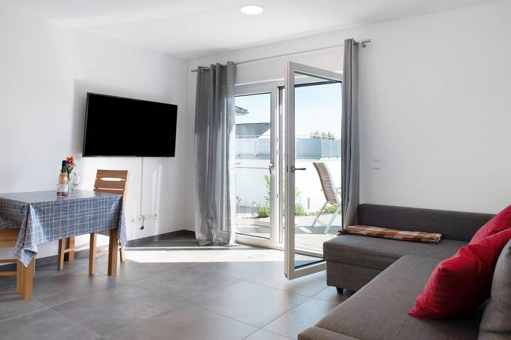 Appartement entier, Appartement Maier avec terrasse privée et Wi-Fi in Bodman-Ludwigshafen, Arrondissement de Constance