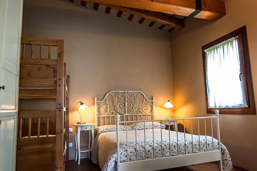\"Particolari del Brenta\" - Chiara accommodation - Comfortable house with garden in Venice in Oriago, Mira