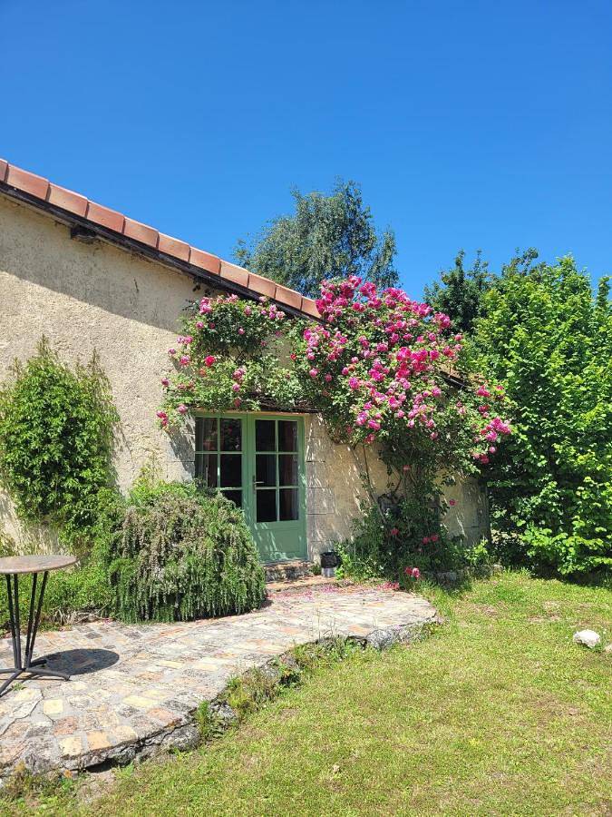 Maison de vacances pour 2 personnes, avec Terrasse ainsi que Jardin et Piscine