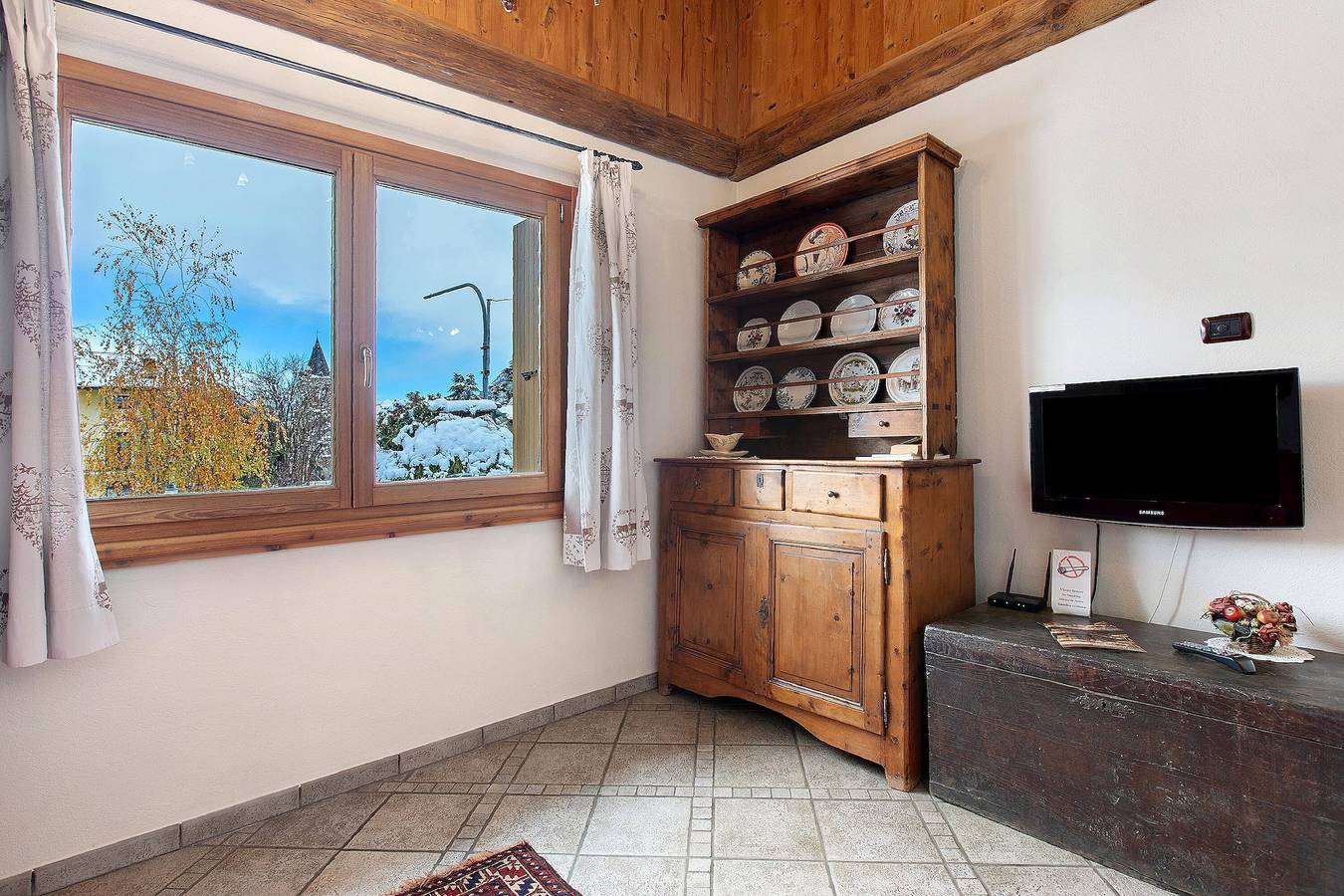 Appartamento intero, Appartamento 'Bilocale 1' con Vista Montagna, Terrazza in Comune e Wi-Fi in Gressan, Comune di Gressan