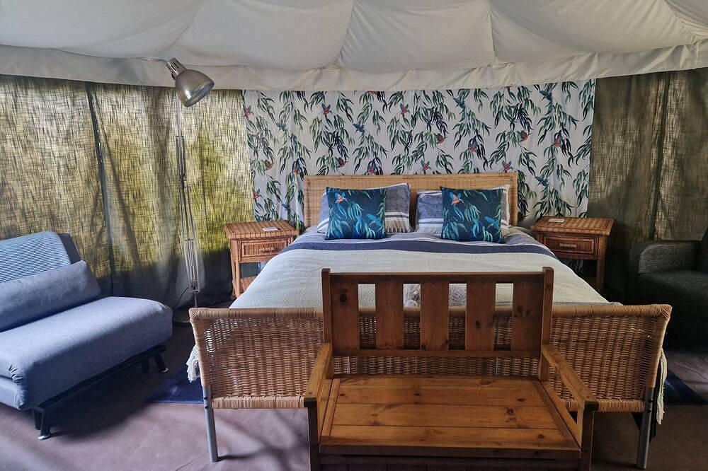 The Little Hide - Yurt in York, Yorkshire