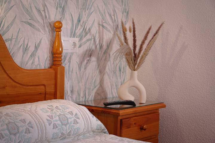 Alojamiento y desayuno para 2 personas, con jardín en Besaya - 3