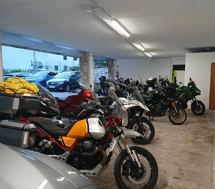 Hôtel pour 2 personnes, avec jardin ainsi que terrasse et vue à San Lorenzo in Banale - 4