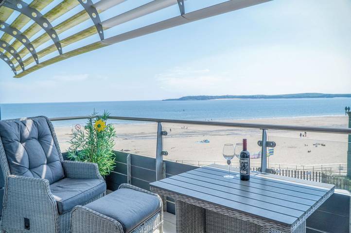 Ganze Wohnung, Ferienwohnung für 4 Personen mit Meerblick in Tenby, Pembrokeshire