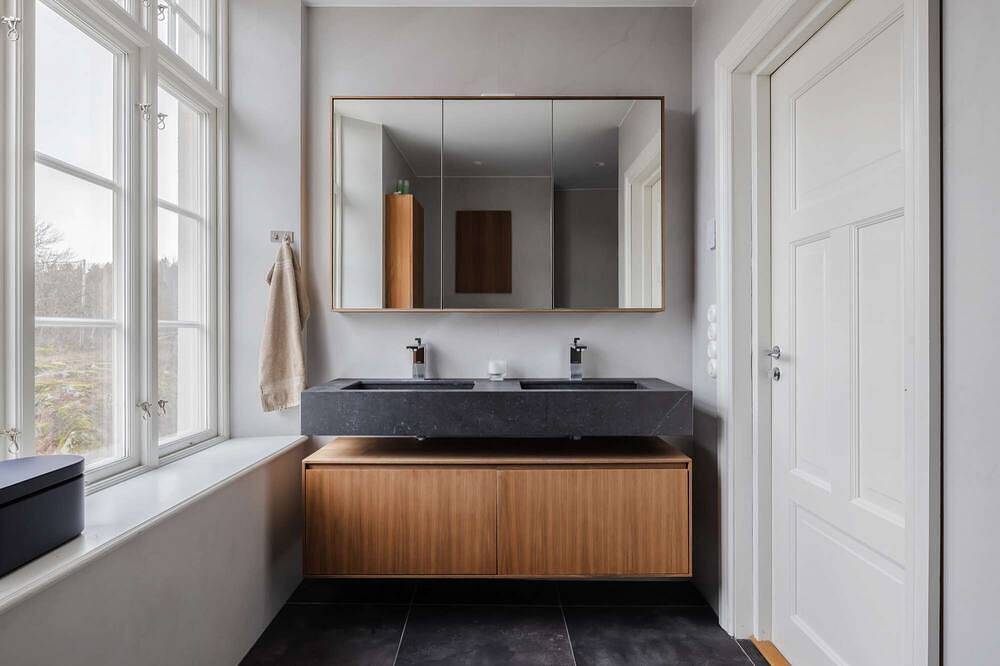 Villa Strandliv invites you to experience an extraordinary stay in a one-of-a-kind residence. in Gustavsberg, Stockholmer Schärengarten