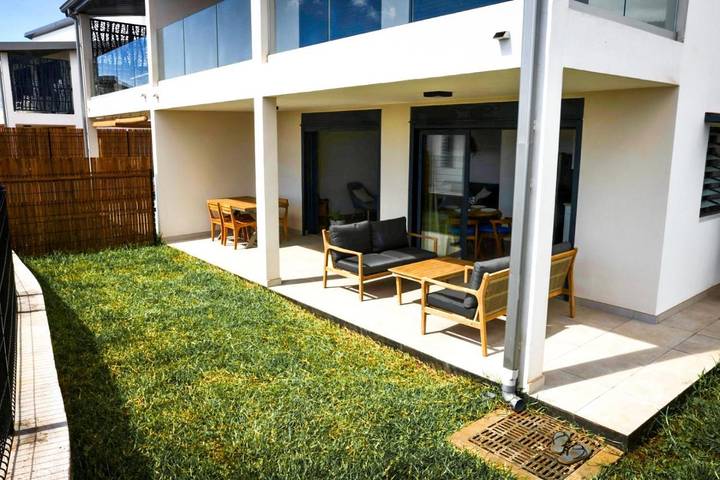 Gîte pour 4 personnes, avec jardin et vue à La Saline les Bains - 2