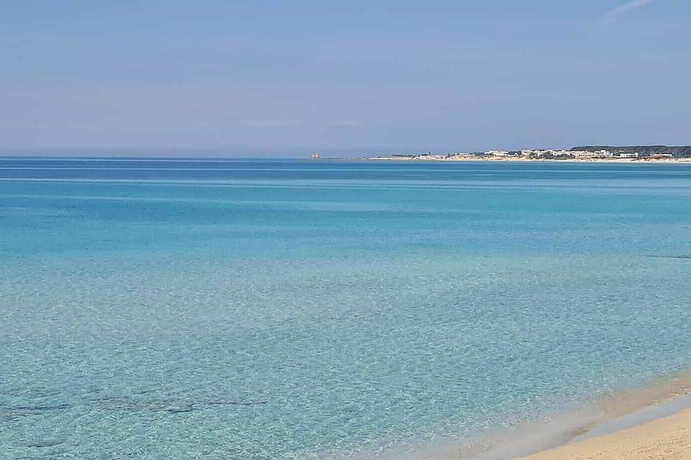 Appartamento intero, Villa Aurora, splendida vista mare, Salento! Ideale per famiglie. in Marina di Lizzano, Lizzano (disambigua)