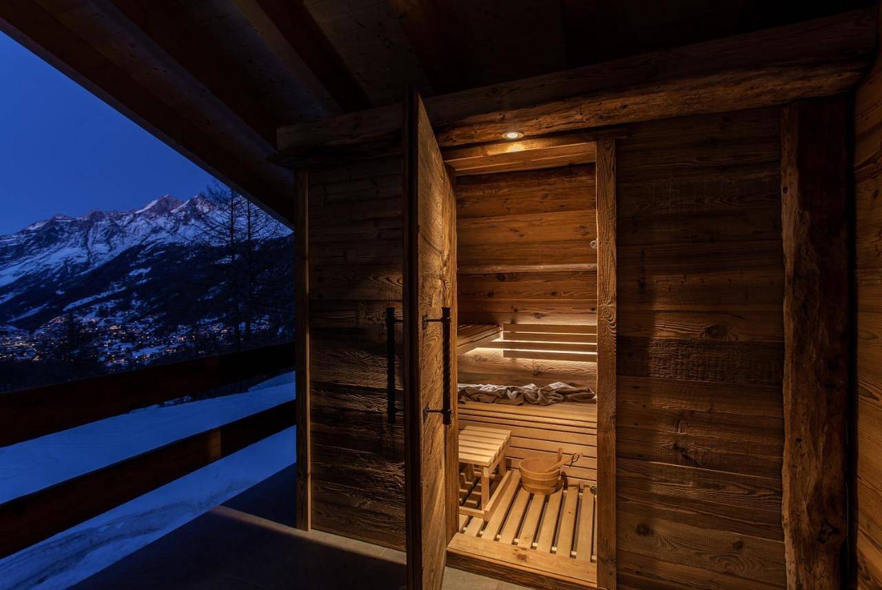 Mountain Chalet 4 You only for 2, private wellness, for a romantic honeymoon in Zermatt, Alpes valaisannes