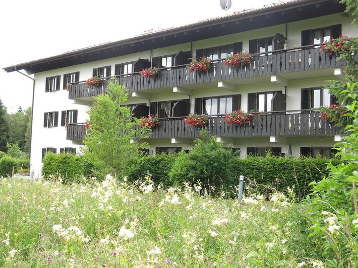 Ferienwohnung für 2 Personen, mit Terrasse und Balkon/Terrasse, kinderfreundlich in Bad Bayersoien - 2
