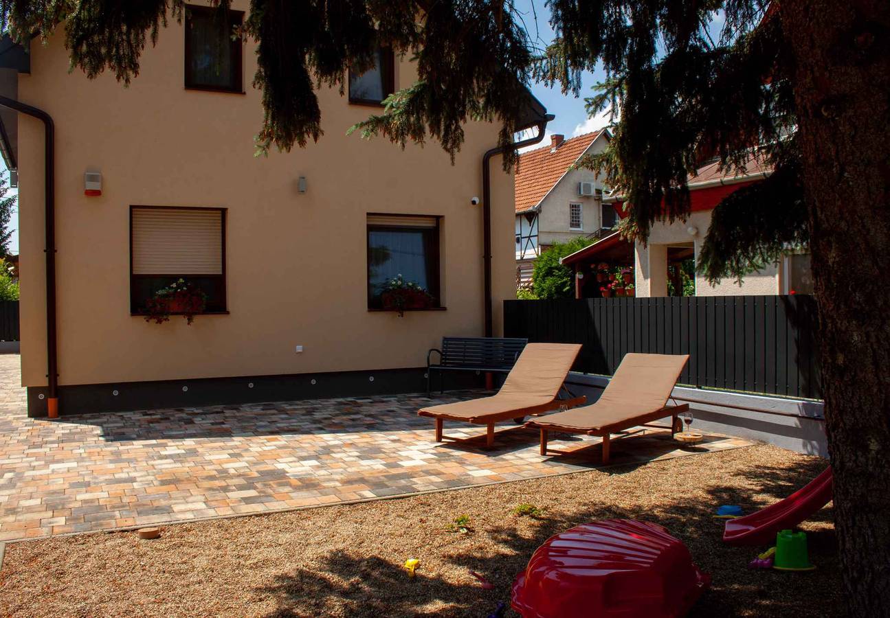 Ferienhaus mit Garten, Pool und Terrasse in Mezőkövesd, Borsod-Abaúj-Zemplén megye