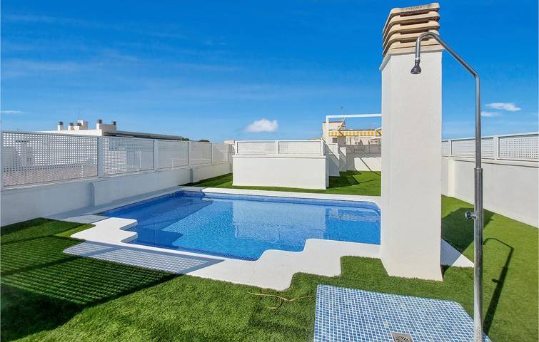Apartamento vacacional entero, Acogedor 1BR con AC, Piscina y Terraza cerca de Playa Masbó in Moncófar, Costa del Azahar
