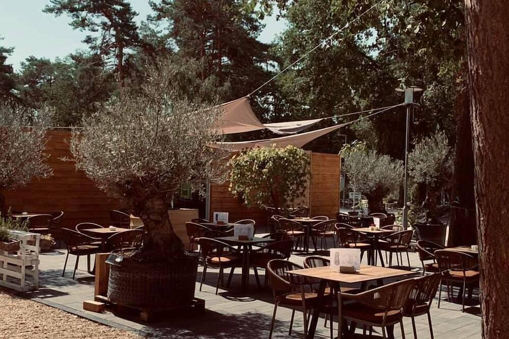 Motelroom for 2 guests in Schinveld, Parkstad Limburg