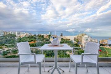 Holiday Rental for 5 People in San Giljan, Malta Island, Photo 4