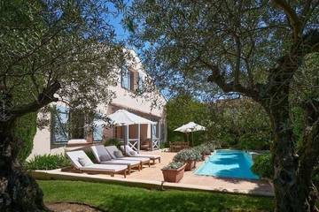 Villa für 8 Personen, mit Garten und Balkon in Saint-Tropez