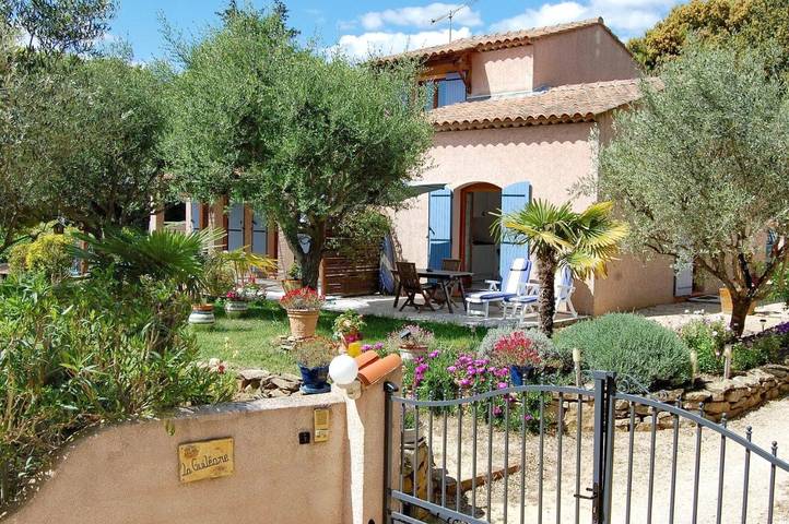 Chalet para 3 personas, con vistas y jardín - 1