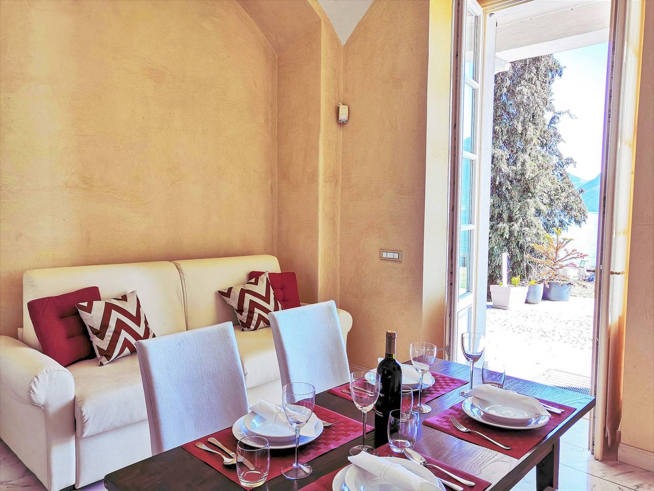 Ganze Wohnung, La Villa di Elena Nr. 0B in Verbania, Comune di Verbania