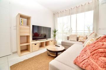 Gîte pour 6 personnes, avec balcon à Neydens