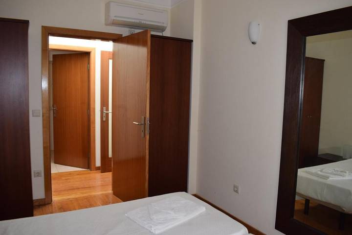 Gîte pour 6 personnes, avec piscine ainsi que vue et jardin dans Mogadouro - 4