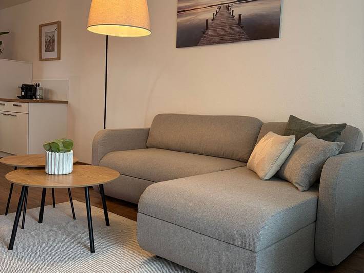 Ferienwohnung für 4 Personen, mit Balkon und Garten sowie Seeblick und Ausblick in Hagnau am Bodensee