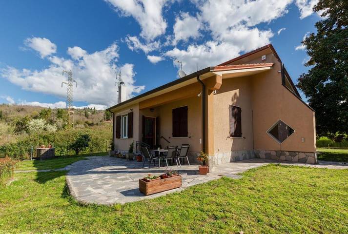 Location de vacances pour 8 personnes, avec jardin à Sarzana - 2
