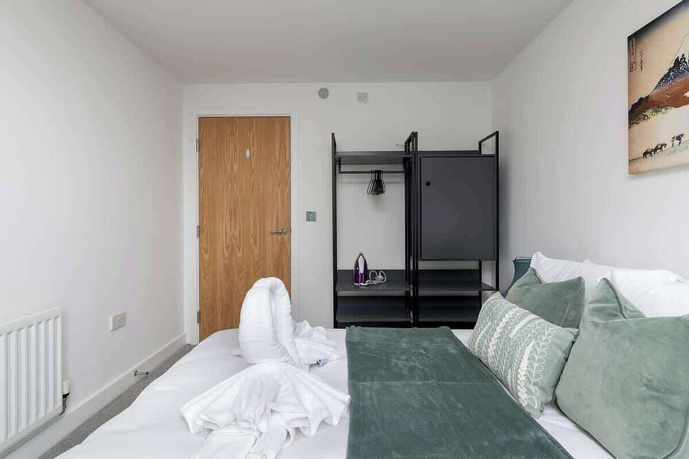 Ganze Wohnung, 2Bed | 2Bath | Parking | Walk to Centremk & Xscape in Milton Keynes, Südostengland