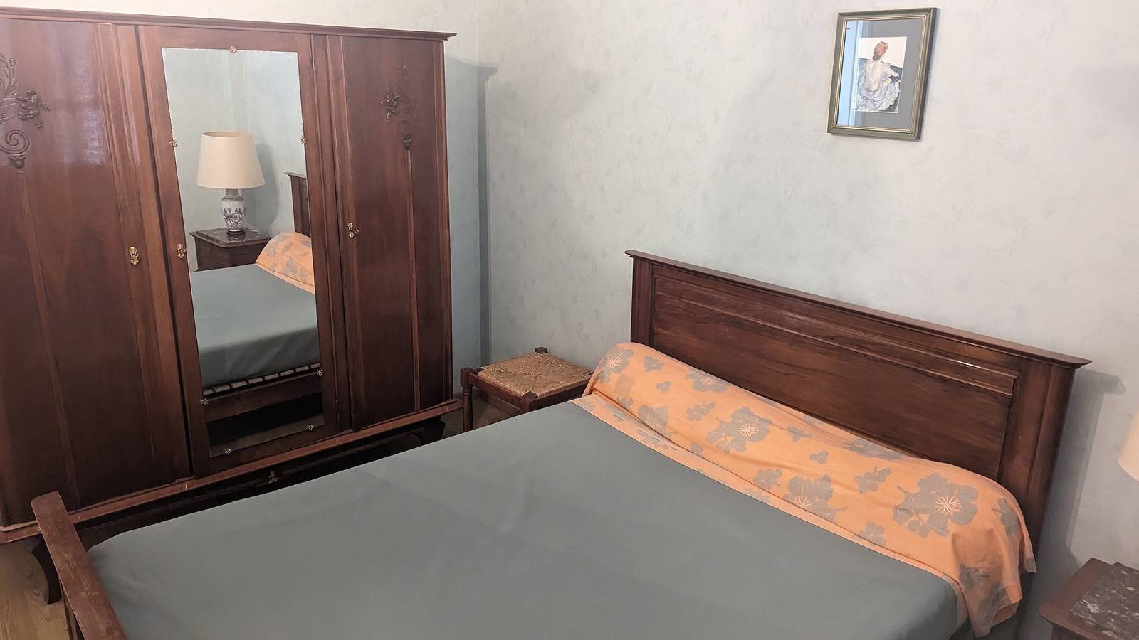 Apartamento entero, Apartamento 'Appartement Rochenoir' con vistas a la montaña, terraza privada y Wi-Fi in Saint-Jean-de-Maurienne, Región de Saint-Jean-de-Maurienne