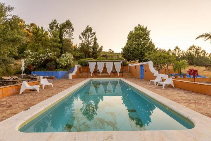 Casa rural para 3 personas, con vistas además de piscina y jardín, Se admiten mascotas en Alentejo - 2