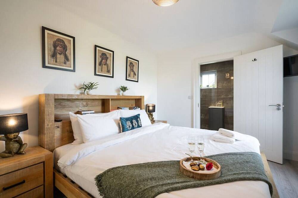 Lily's Pad · Escape Ordinary at Lily's Pad ~ Luxury~Lough Shore in Grafschaft Fermanagh