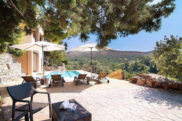 Ferienhaus für 6 Personen, mit Balkon/Terrasse und Pool sowie Terrasse in Chania und Umgebung - 3