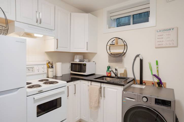 Location de vacances pour 2 personnes, avec terrasse et jardin, adapté aux familles à Vancouver - 2