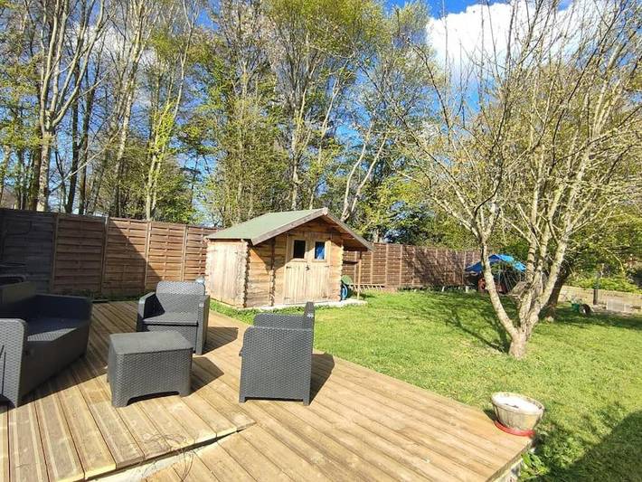 Location de vacances pour 2 personnes, avec jardin et terrasse dans Cimetiere Militaire Britannique Bayeux