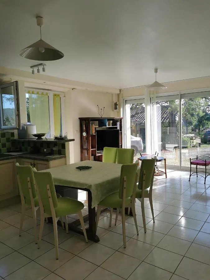 Apartamento de vacaciones para 8 personas, con jardín y vistas, Se admiten mascotas - 1