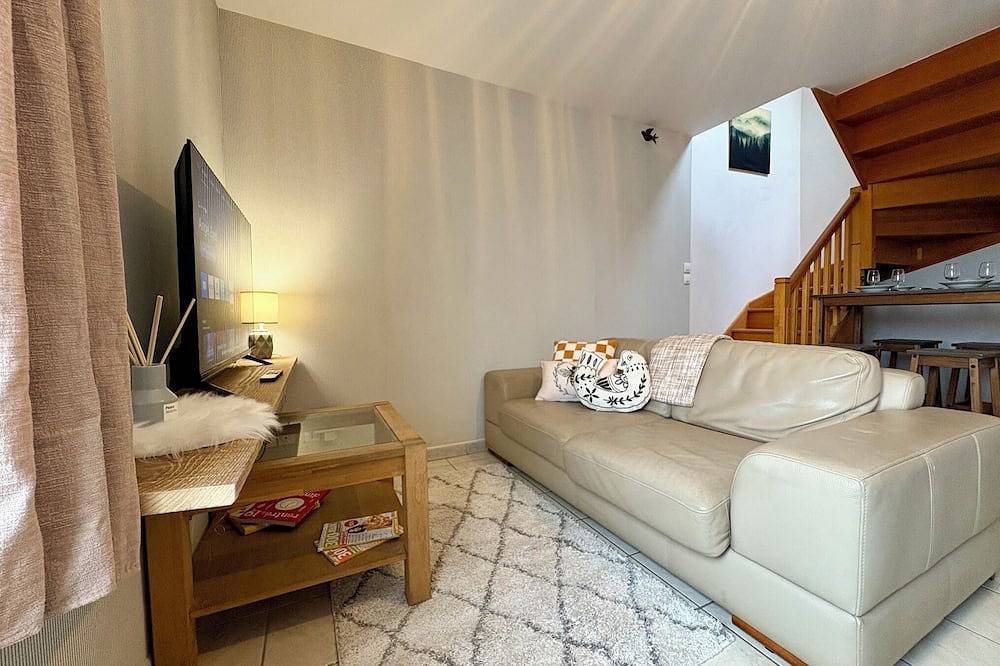 Entire apartment, Apartment 5 minutes from Decathlon Arena, including secure parking. Free shuttle in Villeneuve-d'Ascq, Lille region