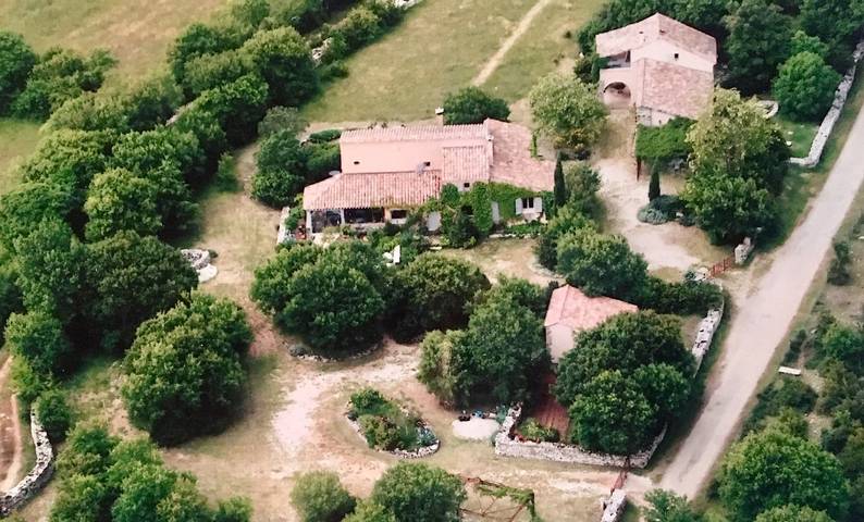 Gîte pour 2 personnes, avec jardin dans l' Hérault - 2