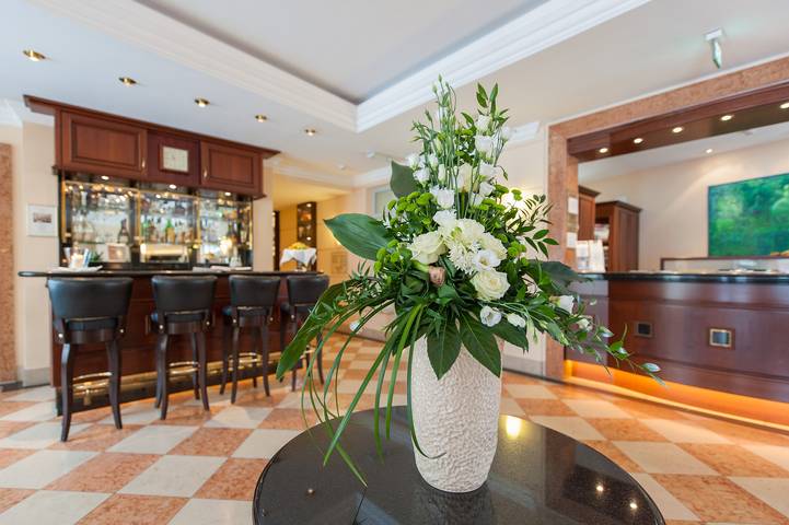 Hotel für 2 Personen, mit Sauna und Terrasse sowie Garten in Fränkisches Weinland - 2