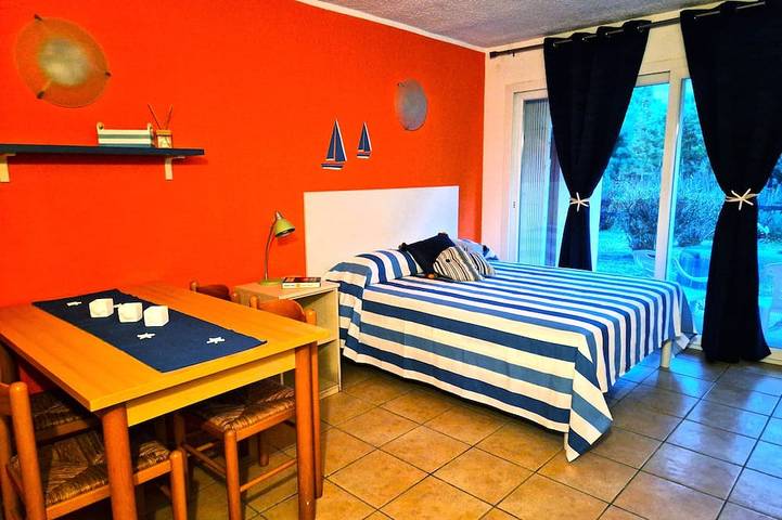 Appartement entier, Studio 2 ou 3 personnes 150 m plage - Ghisonaccia in Marina d'Oru, Ghisonaccia