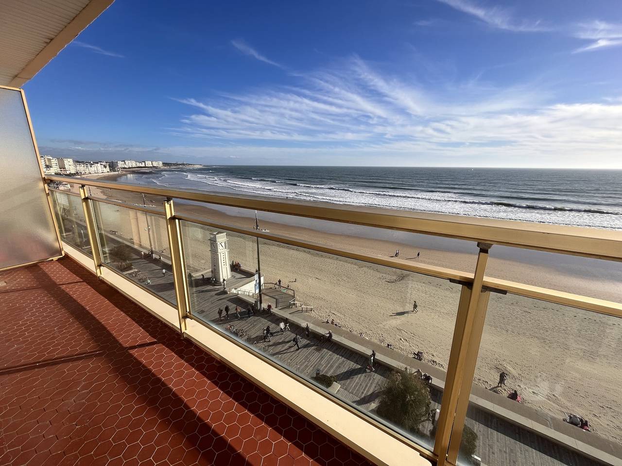 Entire apartment, 2-bedroom apartment, central Les Sables-d'Olonne, balcony, Wifi in Les Sables-d'Olonne, Vendée