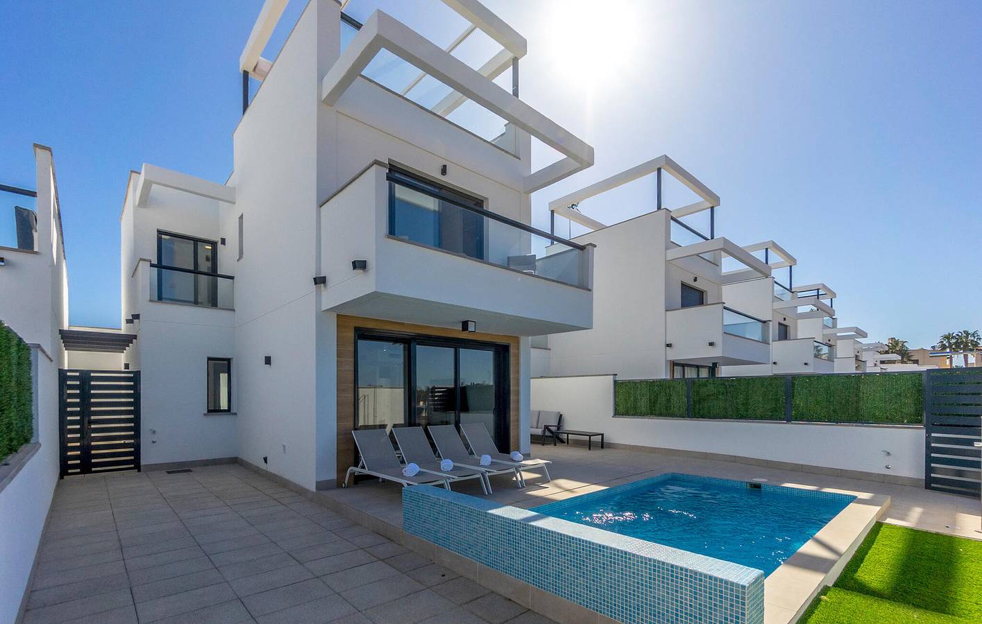 Appartement moderne avec piscine et WiFi, parking - près du restaurant indien Red Rose in Roda Golf, San Javier