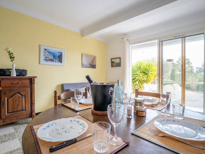 Gîte pour 4 personnes, avec terrasse et jardin dans Saint-Aygulf - 4