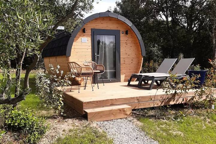 Gîte pour 2 personnes, avec piscine et sauna