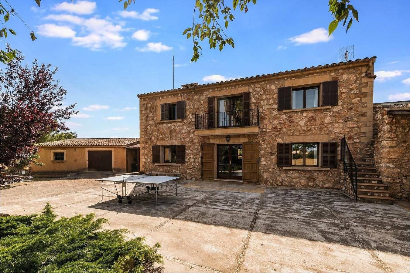 Vacation Home Finca Can Moleta with Garden, Pool, Wi-Fi & Terrace in Manacor, East Majorca