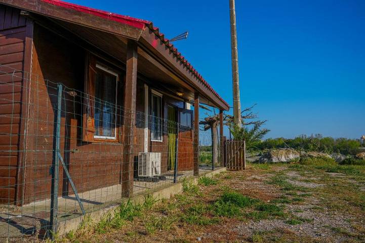 Location de vacances pour 4 personnes, avec vue sur le lac et jardin ainsi que terrasse et vue à Pérols - 2