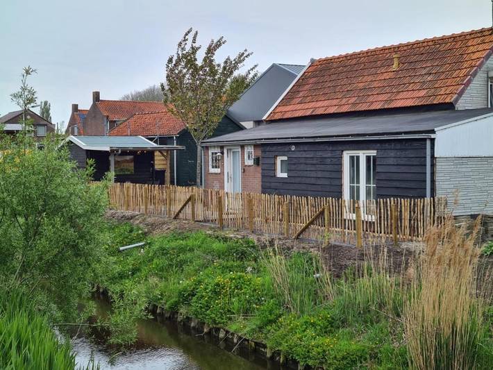 Vakantiehuis voor 6 personen, with Terras and Tuin as well as Uitzicht in Schoondijke