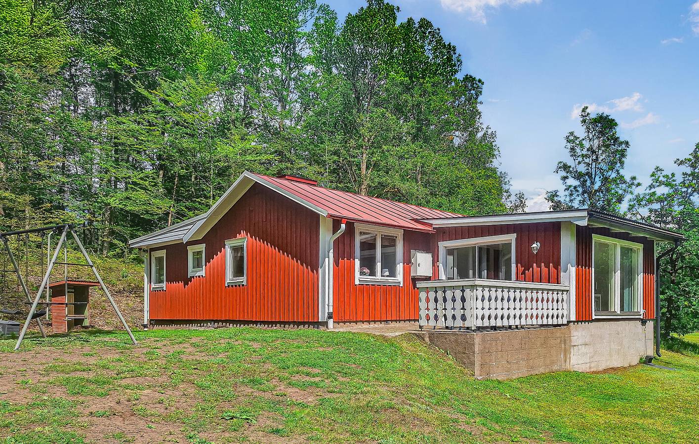Ferienhaus für 4 Personen mit Terrasse in Kronoberg