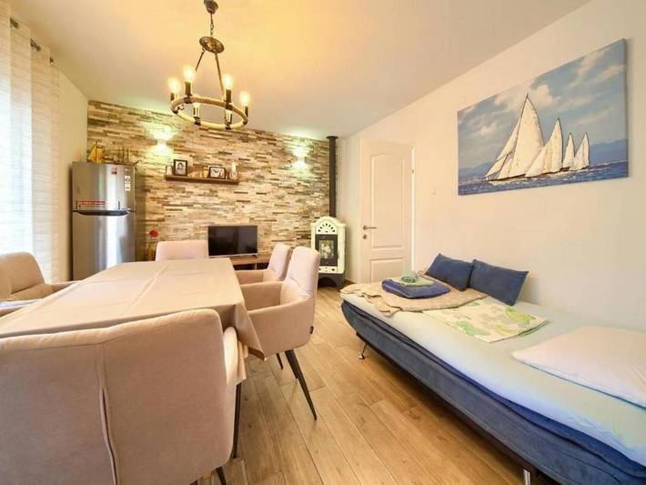 Maison d’hôte pour 6 personnes, avec terrasse et vue, animaux acceptés dans Krk - 2