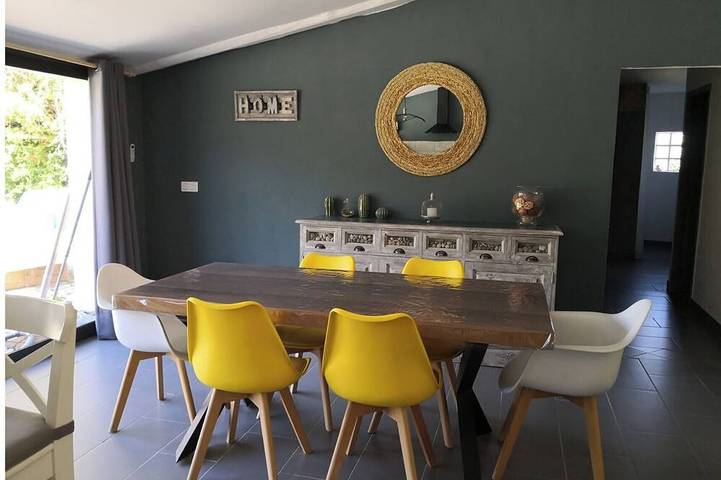 Ferienhaus für 6 Personen, mit Terrasse und Pool sowie Garten - 1