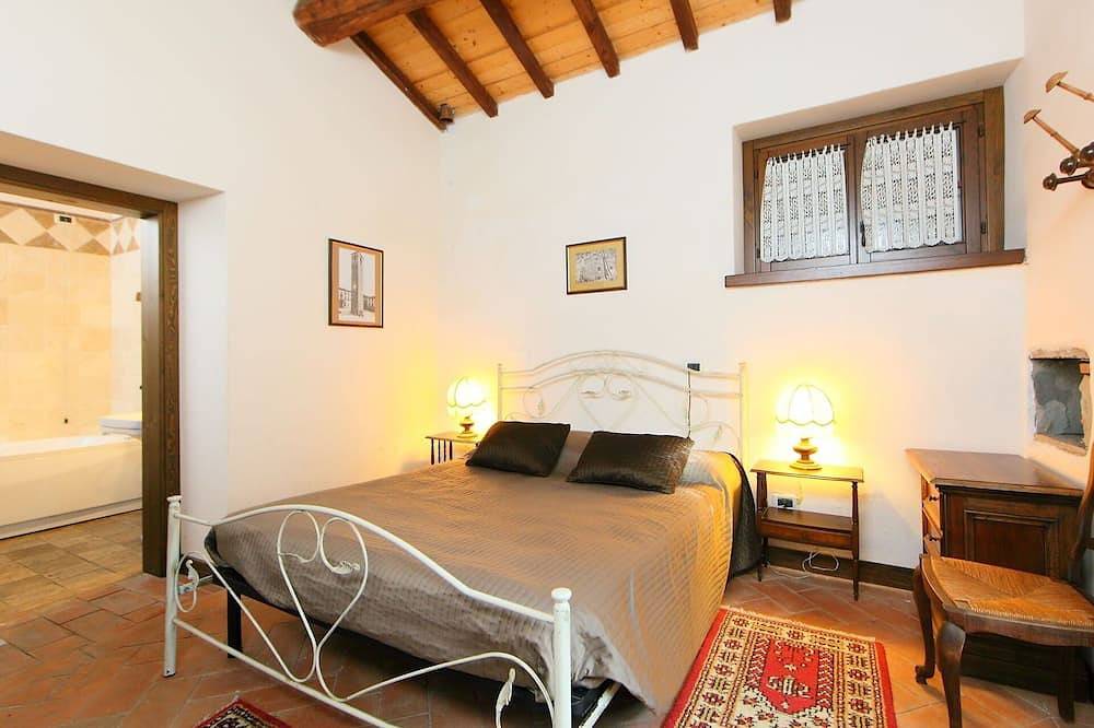 Preciosa casa de vacaciones privada con piscina privada, Wifi, jacuzzi, Tv, patio in Sansepolcro, Valtiberina